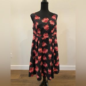 Ladies size 12 dress sleeveless floral lightweight